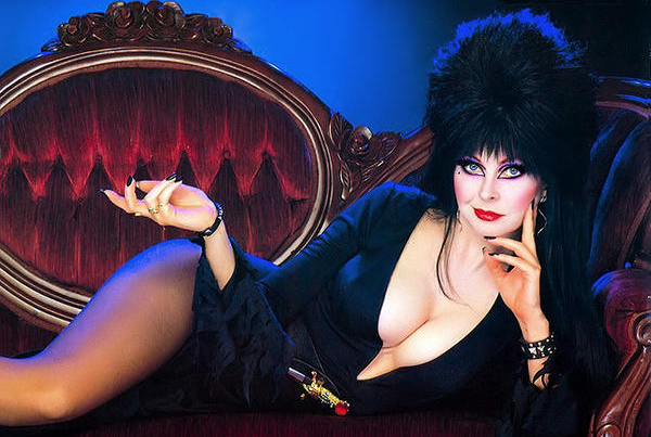 Long ago, Elvira proved that Big Boobs in Public can be TERRIFYING!